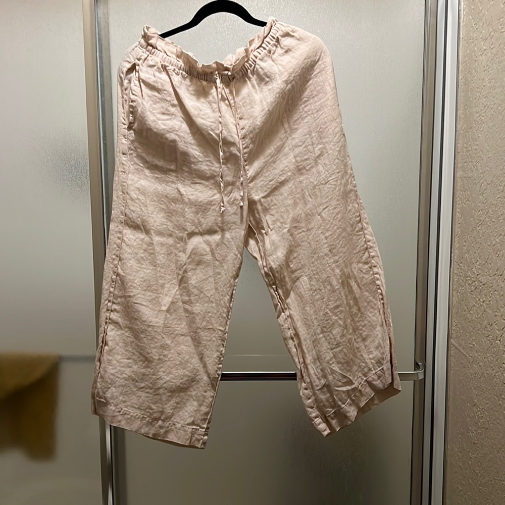 New brand cloth & stone short linen pants. Size L without tag.